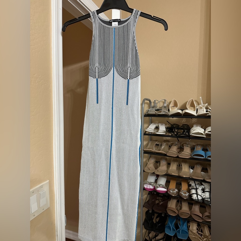 Zara Geometric Stripe Midi Dress